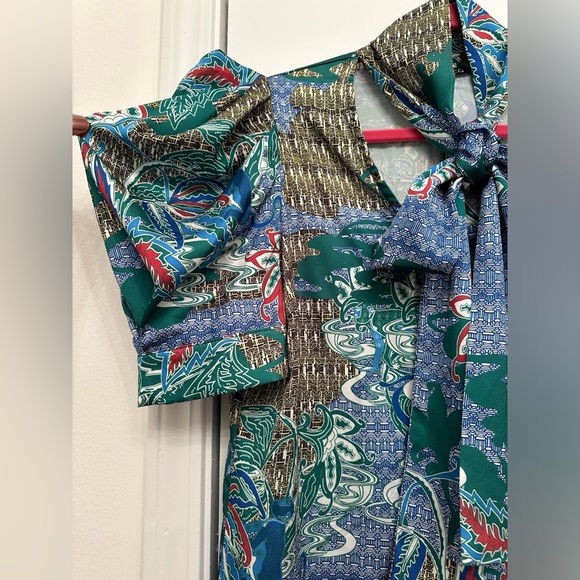 2 Piece Pleated Pants and Button Down Shirt with Tie - Picture 8 of 10